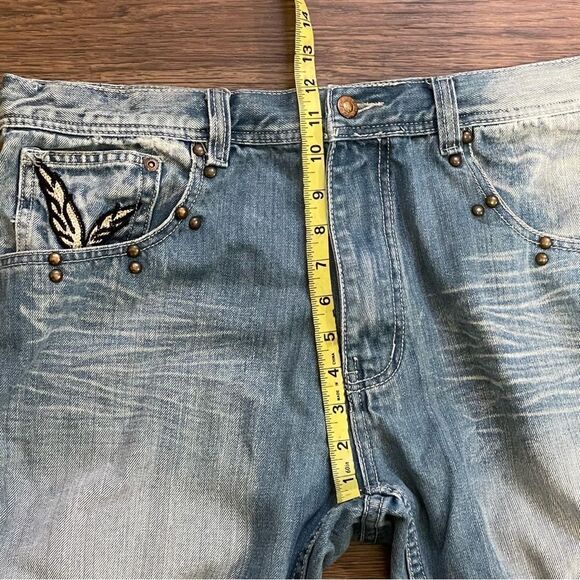 Vintage AKOO Faded Distressed Jeans Embroidered Feather Leaf Pocket Detail 38 - Picture 8 of 16